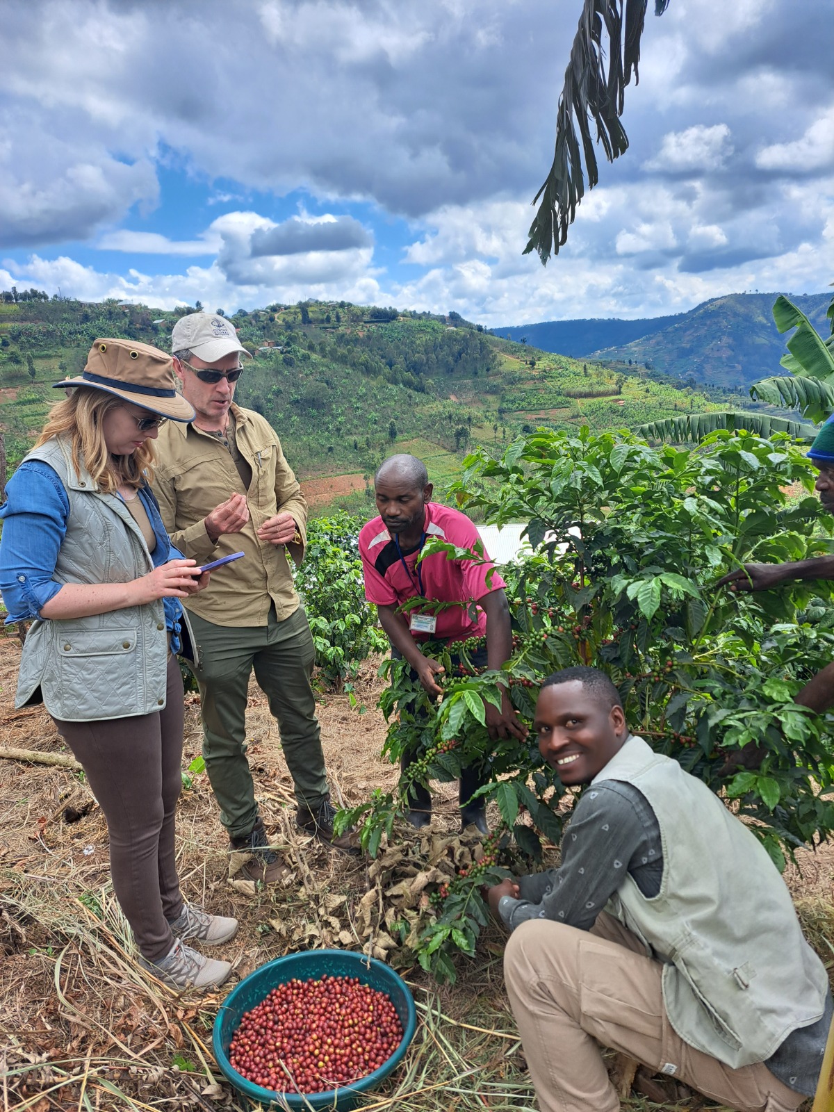 Community and craft experience in Rwanda
